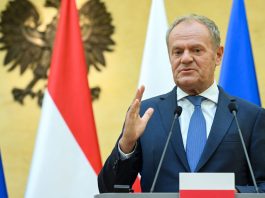 Туск попередив про ризик гібридних ударів РФ по країнах НАТО Прем’єр-міністр Польщі Дональд Туск виступає у Сеймі
