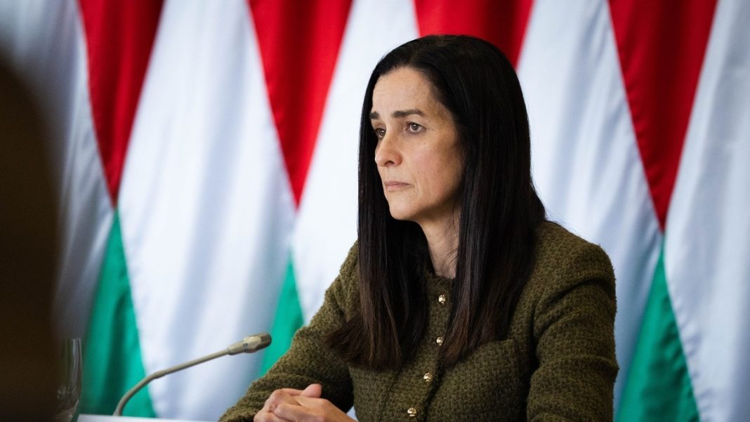 Hungary has expelled 10 Russian diplomats