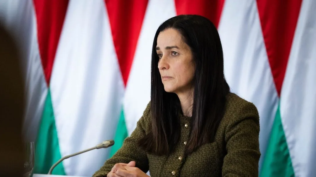 Угорщина вислала 10 російських дипломатів через порушення Віденської конвенції Угорщина вислала 10 російських дипломатів