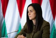 Угорщина вислала 10 російських дипломатів через порушення Віденської конвенції Угорщина вислала 10 російських дипломатів