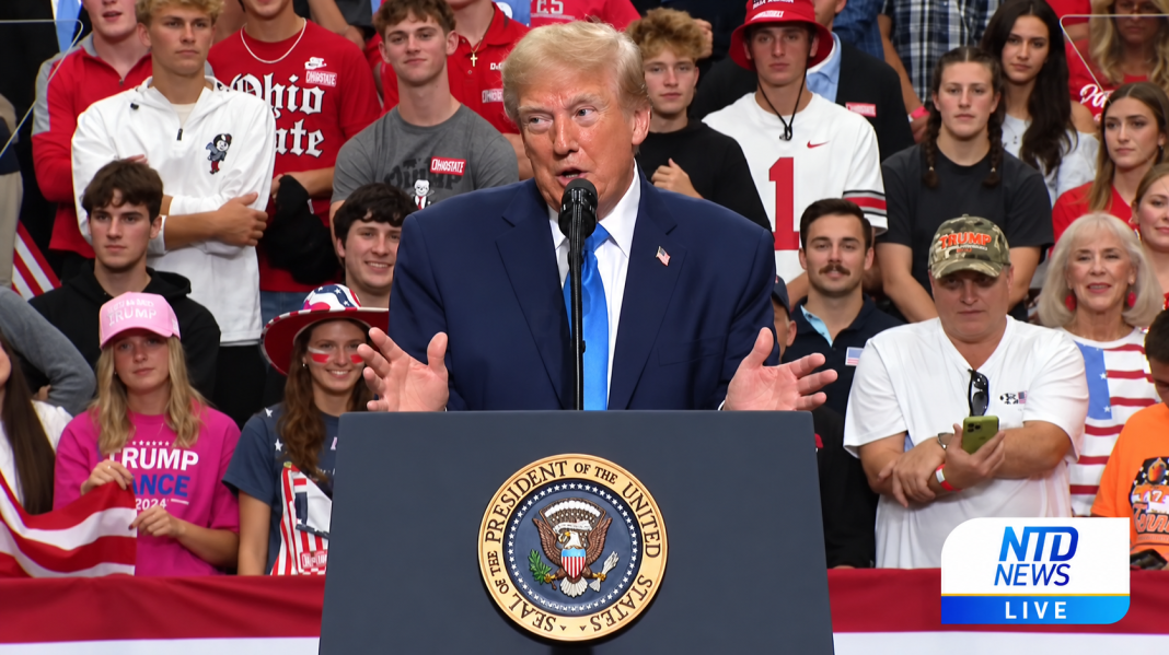 09_40_59 Donald Trump addresses supporters at an election rally in Ohio