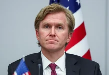 США просять країни НАТО знизити градус критики Росії Заступник міністра оборони США з політичних питань Елбрідж Колбі