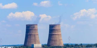 Градирні Запорізької АЕС на тлі повідомлень про можливі інформаційні провокації Росії