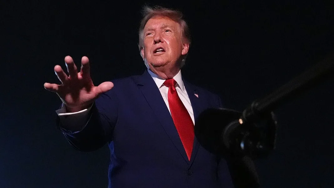 Donald Trump insists that Ukraine cease its attacks on Russian oil refineries
