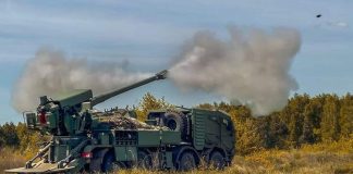 269 боїв за добу: Генштаб назвав найгарячіші напрямки фронту Українська самохідна артилерійська установка на колісному шасі веде вогонь із польової позиції.