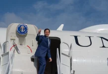 Marco Rubio has travelled to Uzbekistan for the C5+1 meeting Marco Rubio steps off the US Secretary of State’s plane and gives a thumbs-up