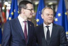 There are calls in Poland for Tusk’s government to resign: Morawiecki has named a new prime minister Mateusz Morawiecki and Donald Tusk against a backdrop of European Union flags.