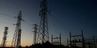 Ілюстрація блекауту у Вінниці після російської атаки
