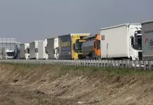 Профіцит Польщі в торгівлі з Україною сягнув €9,7 млрд Фури на польському кордоні
