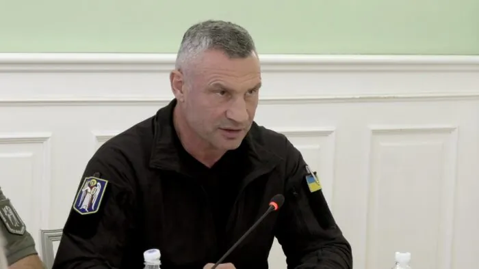 Кличко відкинув звинувачення у зриві опалювального сезону Кличко відповів на звинувачення щодо опалення Києва