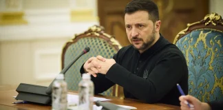 РФ понад 30 разів вдарила по енергетиці: Зеленський звернувся до США Президент України Володимир Зеленський під час офіційної наради