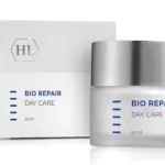 Holy Land, an Israeli cosmetics brand, in partnership with Kosmi