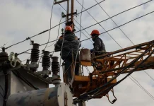 Widespread power cuts in Kyiv on 9 October: timetables are not in effect Power company staff are carrying out repairs to electrical equipment at a substation — emergency power cuts in Kyiv and the Kyiv region on 9 October 2026.