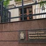 Посольства готують план виїзду з Києва: куди можуть переїхати дипломати