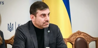 Dmytro Lubinets, the Ukrainian Parliament’s Commissioner for Human Rights, during an official meeting