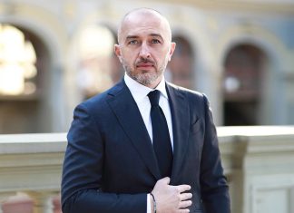 Слідчі дії в кабінеті голови НБУ Пишного: що відомо Голова Національного банку України Андрій Пишний
