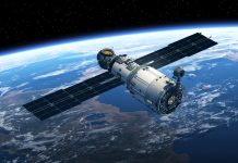 Russian satellites, which were intended to replace Starlink, have begun to fall from orbit A satellite with large solar panels
