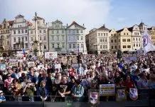 У Чехії спалахнули масові протести: журналісти оголосили страйк Протести в Чехії: журналісти оголосили страйк