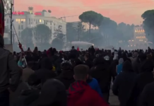Protests in Albania: 89 people were injured in clashes in Tirana A crowd of protesters on the street where the police are using a water cannon