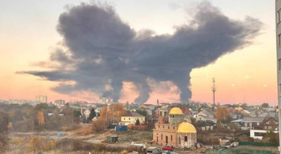 Novokuybyshevsk Oil Refinery under drone attack