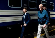 Мерц прибув до Києва: Німеччина готує €1,35 млрд допомоги Канцлер Німеччини Фрідріх Мерц прибув потягом до Києва 4 жовтня 2026 року
