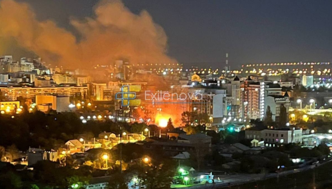 Бєлгород пожежа Масштабна нічна пожежа в центрі російського Бєлгорода