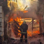 На Сумщині після російських атак горіли цивільні об’єкти