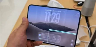 Екрани iPhone Duo почали тріскатися в перший день продажів Розкладений iPhone Duo з вертикальною тріщиною
