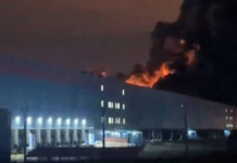 A major fire at a large Ozon warehouse in Omsk