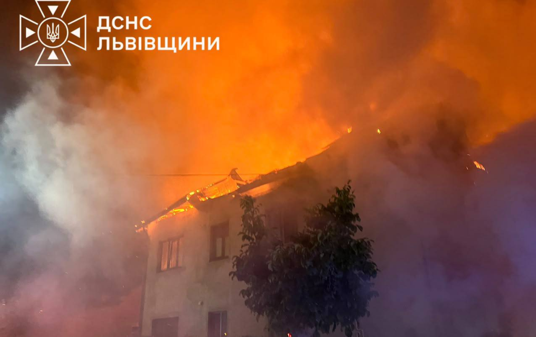 Пожежа житлового будинку в селі Муроване на Львівщині