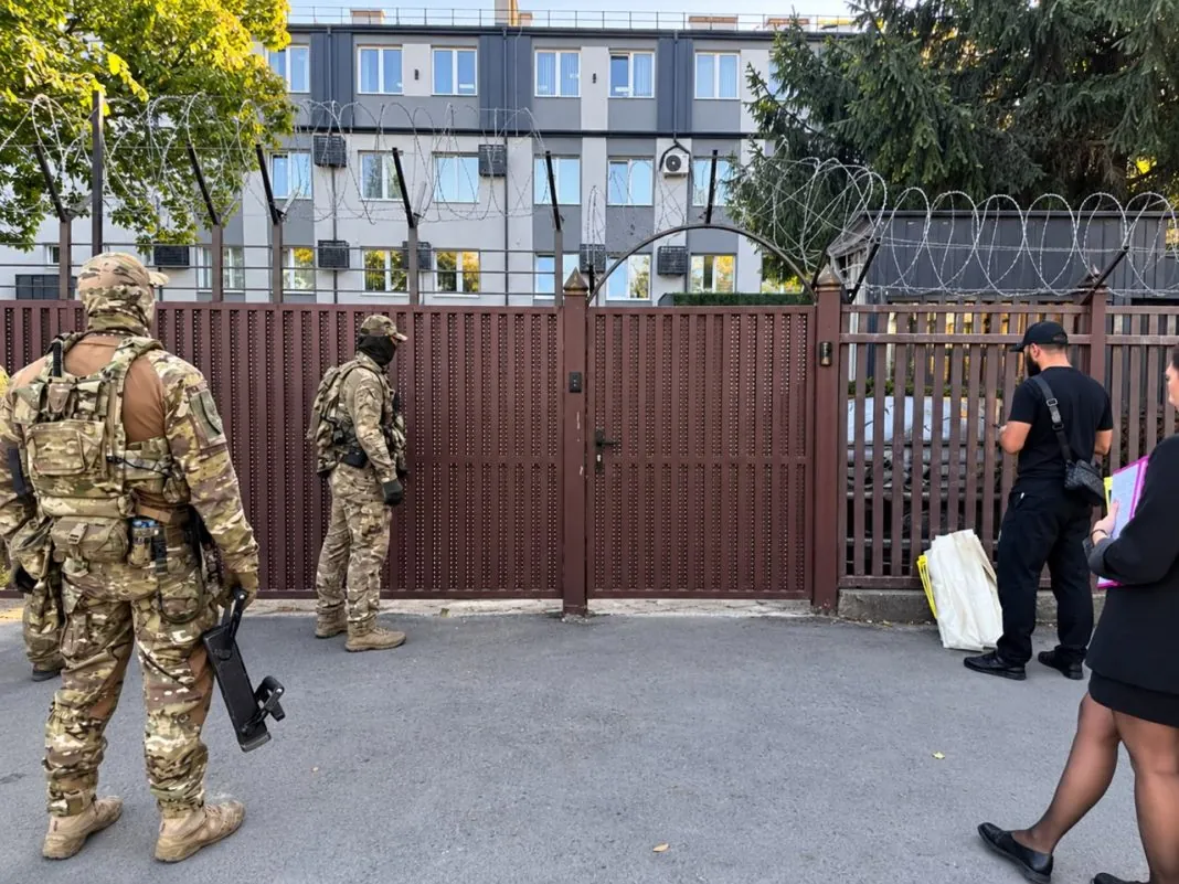 У кабінеті нового керівника Закарпатського ТЦК проводять слідчі дії У Закарпатському ТЦК проводять слідчі дії — Глагола