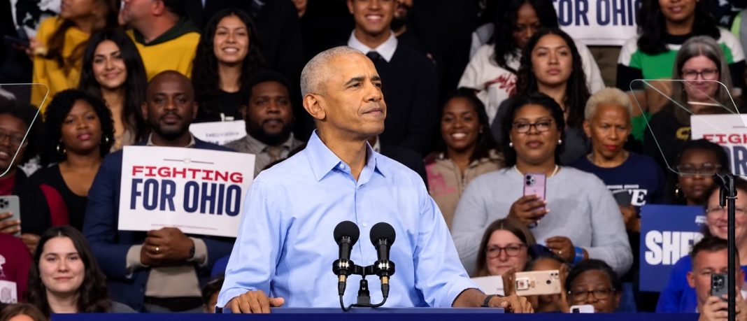 Obama mocked Trump over the White House’s gold décor