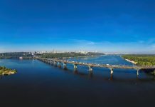 У Києві планують встановити щонайменше два мобільні мости через Дніпро Ілюстративне фото. У Києві встановлять два мобільні мости: названо терміни