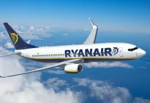 Пасажирку Ryanair затримали за куріння вейпу в літаку