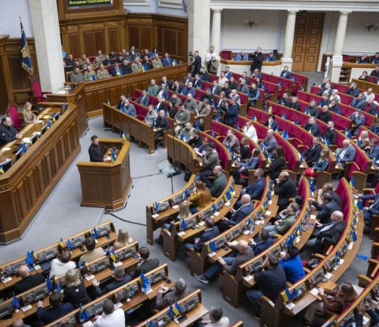 Підвищення зарплат ЗСУ на 20%: що розгляне Рада 28 жовтня Народні депутати України під час пленарного засідання Верховної Ради, де розглядають бюджетні питання та зміни до державного фінансування