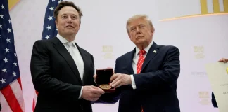 Musk suggested to Trump that he restrict Starshield — media reports