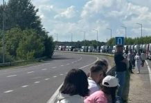 Черги на кордоні з Польщею: вантажівки чекають 40 годин