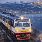 Через проблеми з мостами в Києві додали 18 рейсів електрички