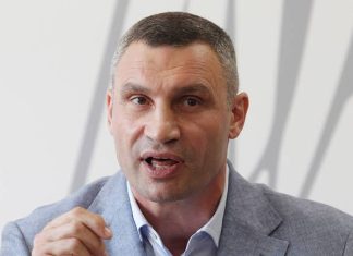 Кличко заявив про спроби усунути його та відповів на закиди щодо опалення Кличко заявив про спроби усунути його з посади