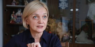 Olena Ivanovska, the Commissioner for the Protection of the State Language, during an interview