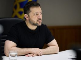 Зеленський заявив, що Київ недостатньо готовий до зими Президент України Володимир Зеленський під час робочої наради в Офісі президента