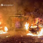 У Дніпрі масштабна пожежа після російської атаки: людей рятують із будинків
