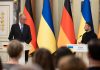 Зеленський попередив Росію після ударів по мостах і дата-центрах Володимир Зеленський і Фрідріх Мерц під час спільного спілкування з журналістами у Києві