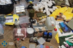 Substances, equipment and ammunition seized by the SBU during a search of the administrator of a Telegram channel