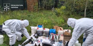 Понад 20 кг наркотиків щомісяця: в Україні накрили дві лабораторії Правоохоронці досліджують вилучене обладнання та речовини після викриття нарколабораторій