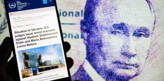 РФ вимагає від Нідерландів видати суддів МКС