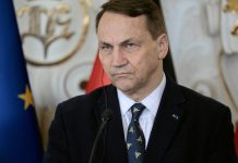 Sikorsky set out the condition for a serious discussion within NATO regarding Russia Radosław Sikorski is speaking at the microphone