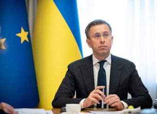 Росія атакувала всі три ТЕЦ Києва: наслідки ударів Прем'єр-міністр Сергій Корецький повідомив про російські удари по всіх трьох ТЕЦ Києва 14 жовтня 2026 року