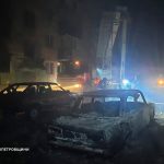 Понад 40 ударів за ніч: на Дніпропетровщині горіли будинки й автомобілі