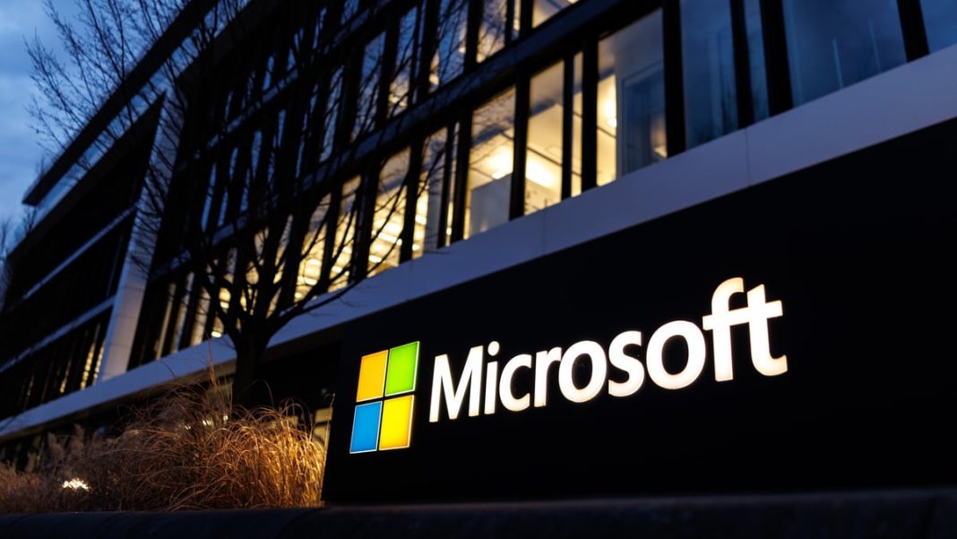 Microsoft is offering 60,000 employees the chance to leave in return for a severance payment Microsoft is offering 60,000 employees the chance to leave